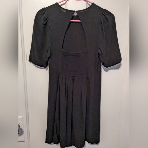 Little black dress size small - Picture 2 of 2